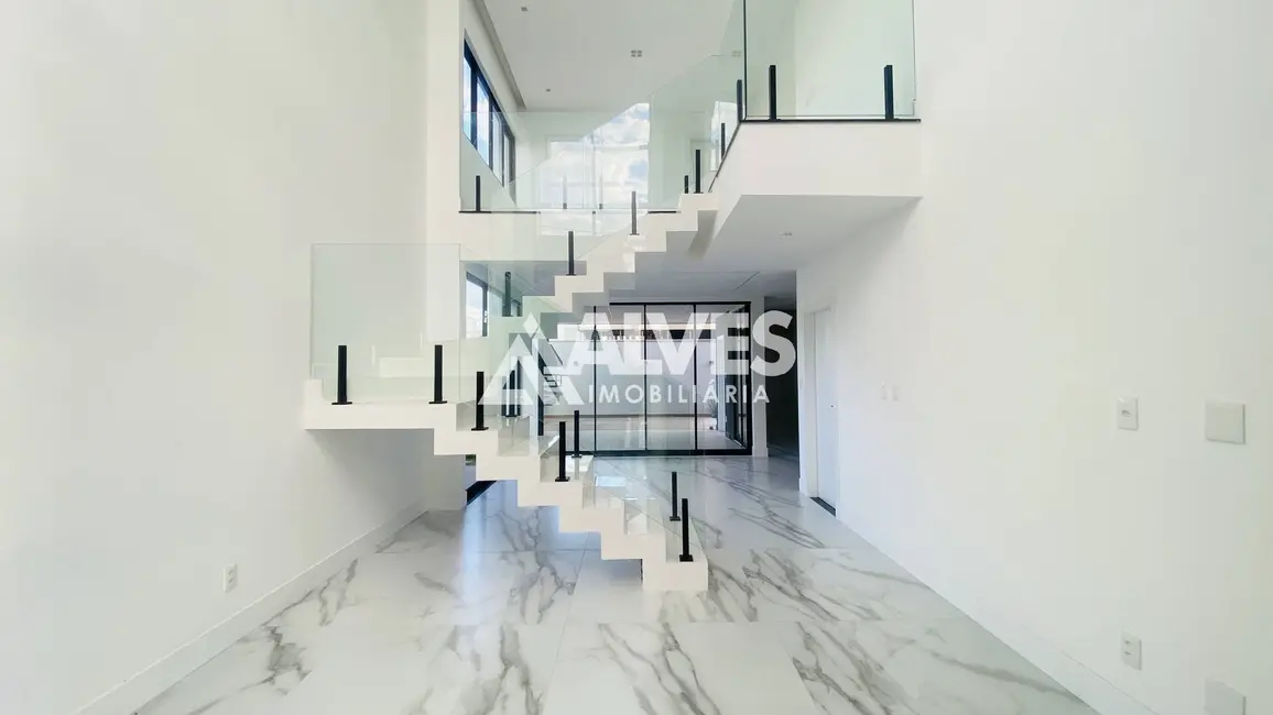 Foto 4 de Casa de Condomínio com 4 quartos à venda, 279m2 em Papagaio, Feira De Santana - BA