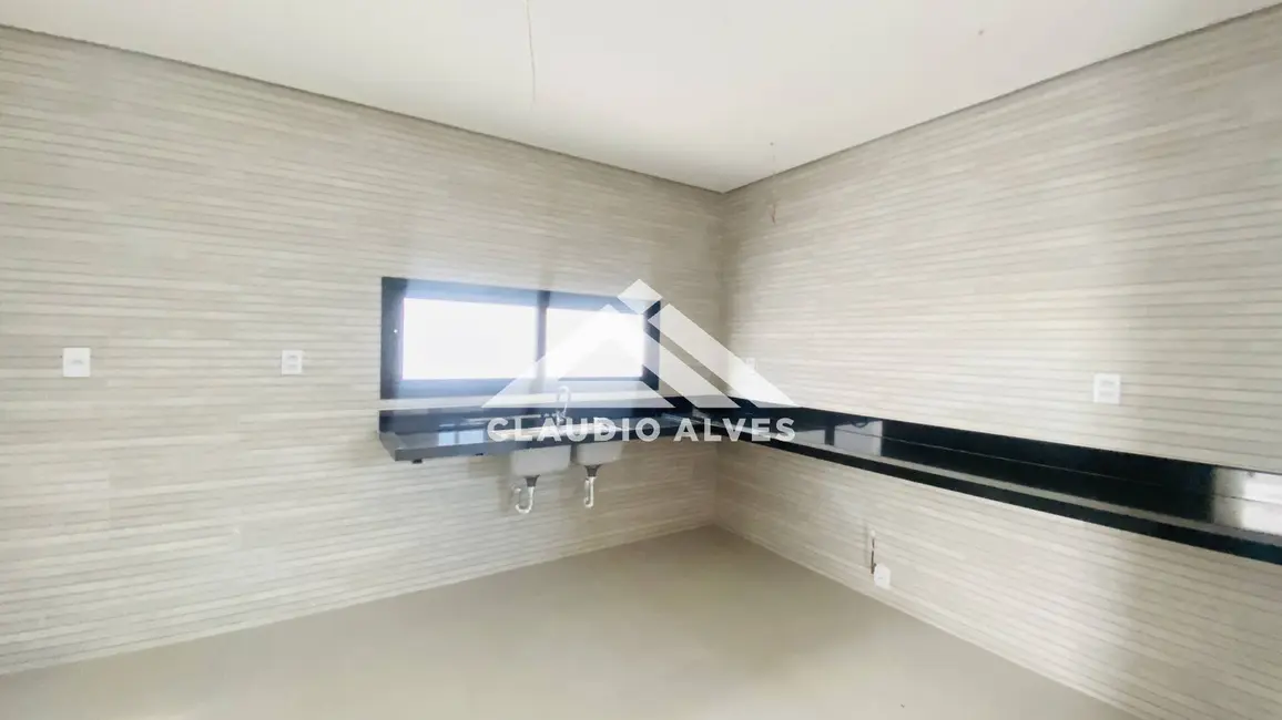 Casa de Condomínio com 3 quartos à venda, 242m2 em Feira De Santana - BA - imagem 7 Foto 7 de Casa de Condomínio com 3 quartos à venda, 242m2 em Feira De Santana - BA