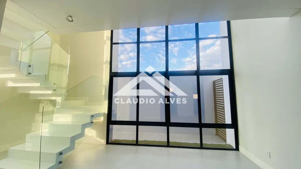Casa de Condomínio com 3 quartos à venda, 242m2 em Feira De Santana - BA - imagem 6 Foto 6 de Casa de Condomínio com 3 quartos à venda, 242m2 em Feira De Santana - BA
