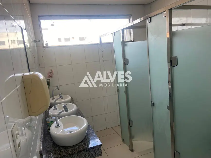 Sala Comercial para alugar, 650m2 em Centro, Feira De Santana - BA - imagem 4 Foto 4 de Sala Comercial para alugar, 650m2 em Centro, Feira De Santana - BA