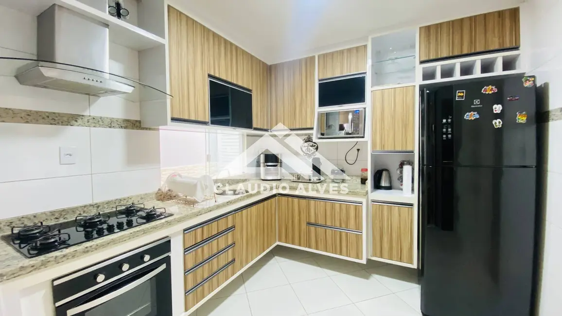 Casa de Condomínio com 4 quartos à venda, 150m2 em Feira De Santana - BA - imagem 9 Foto 9 de Casa de Condomínio com 4 quartos à venda, 150m2 em Feira De Santana - BA