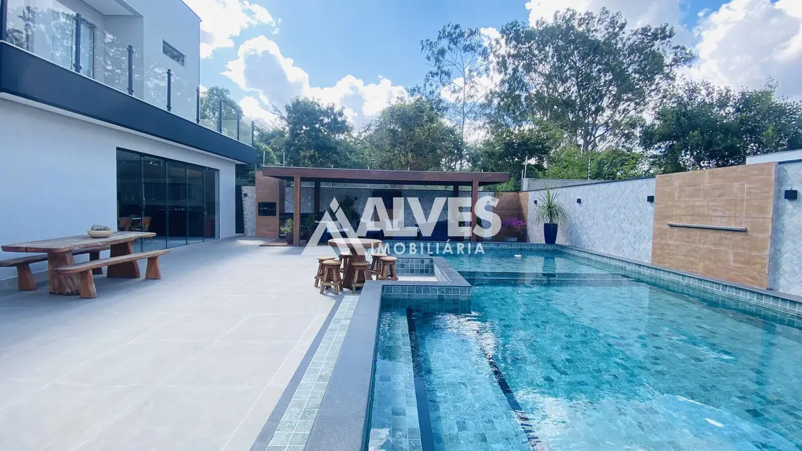 Foto 1 de Casa de Condomínio com 4 quartos à venda, 490m2 em Parque Ipê, Feira De Santana - BA