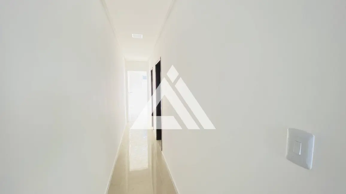 Casa com 4 quartos à venda, 118m2 em Feira De Santana - BA - imagem 9 Foto 9 de Casa com 4 quartos à venda, 118m2 em Feira De Santana - BA