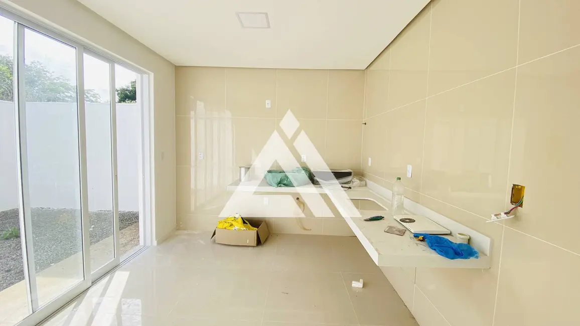 Casa com 4 quartos à venda, 118m2 em Feira De Santana - BA - imagem 8 Foto 8 de Casa com 4 quartos à venda, 118m2 em Feira De Santana - BA
