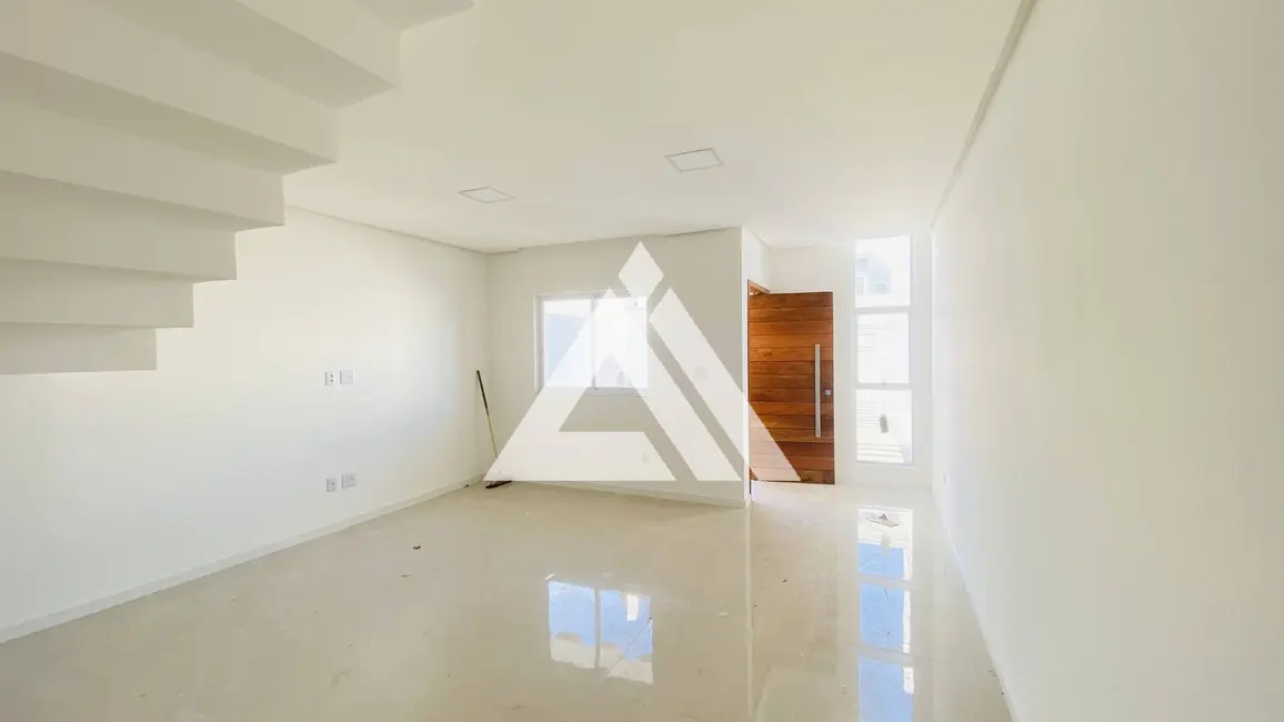 Casa com 4 quartos à venda, 118m2 em Feira De Santana - BA - imagem 4 Foto 4 de Casa com 4 quartos à venda, 118m2 em Feira De Santana - BA