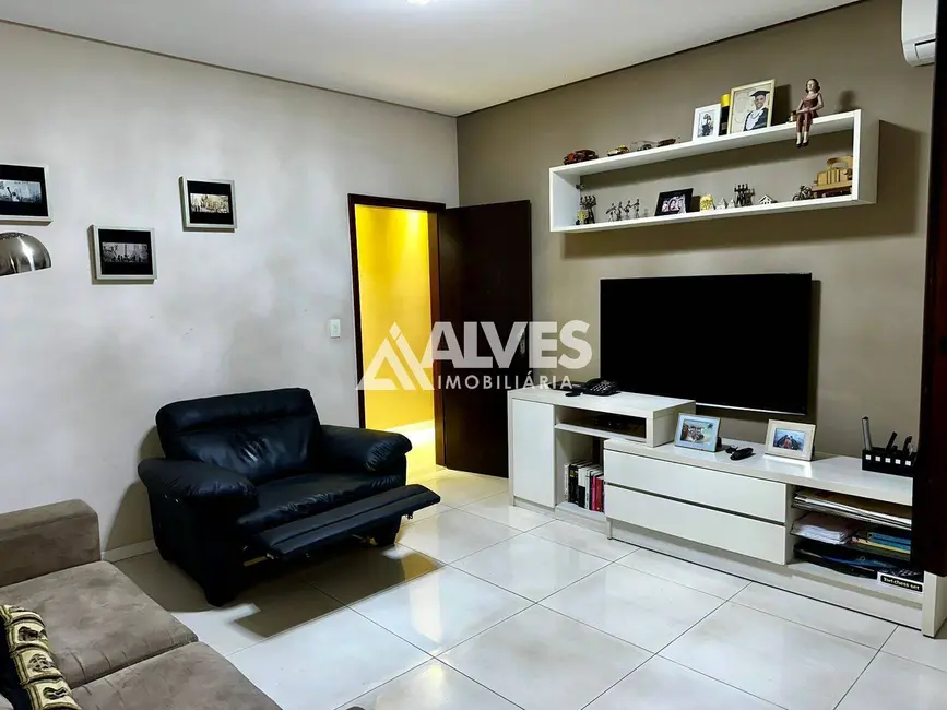 Foto 3 de Casa com 4 quartos à venda, 300m2 em Cidade Nova, Feira De Santana - BA