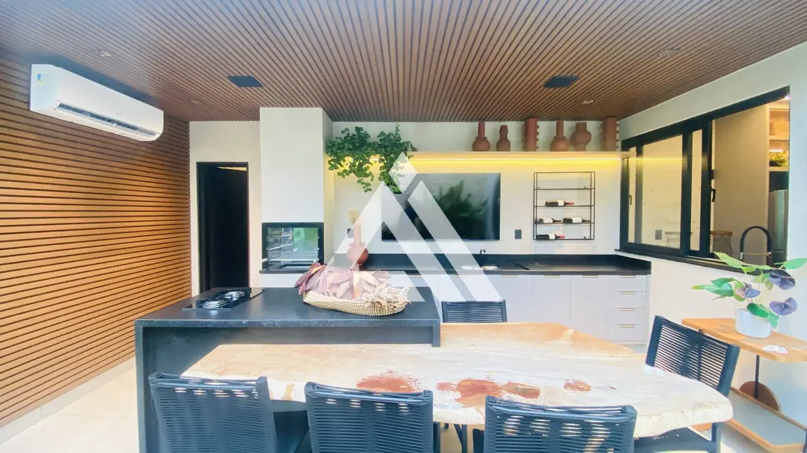 Foto 9 de Casa de Condomínio com 4 quartos à venda, 145m2 em Feira De Santana - BA