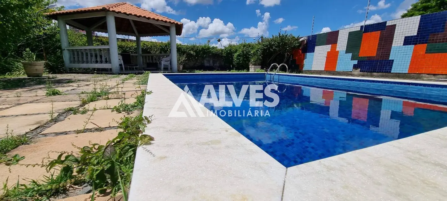 Foto 2 de Casa com 4 quartos à venda, 200m2 em Muchila, Feira De Santana - BA