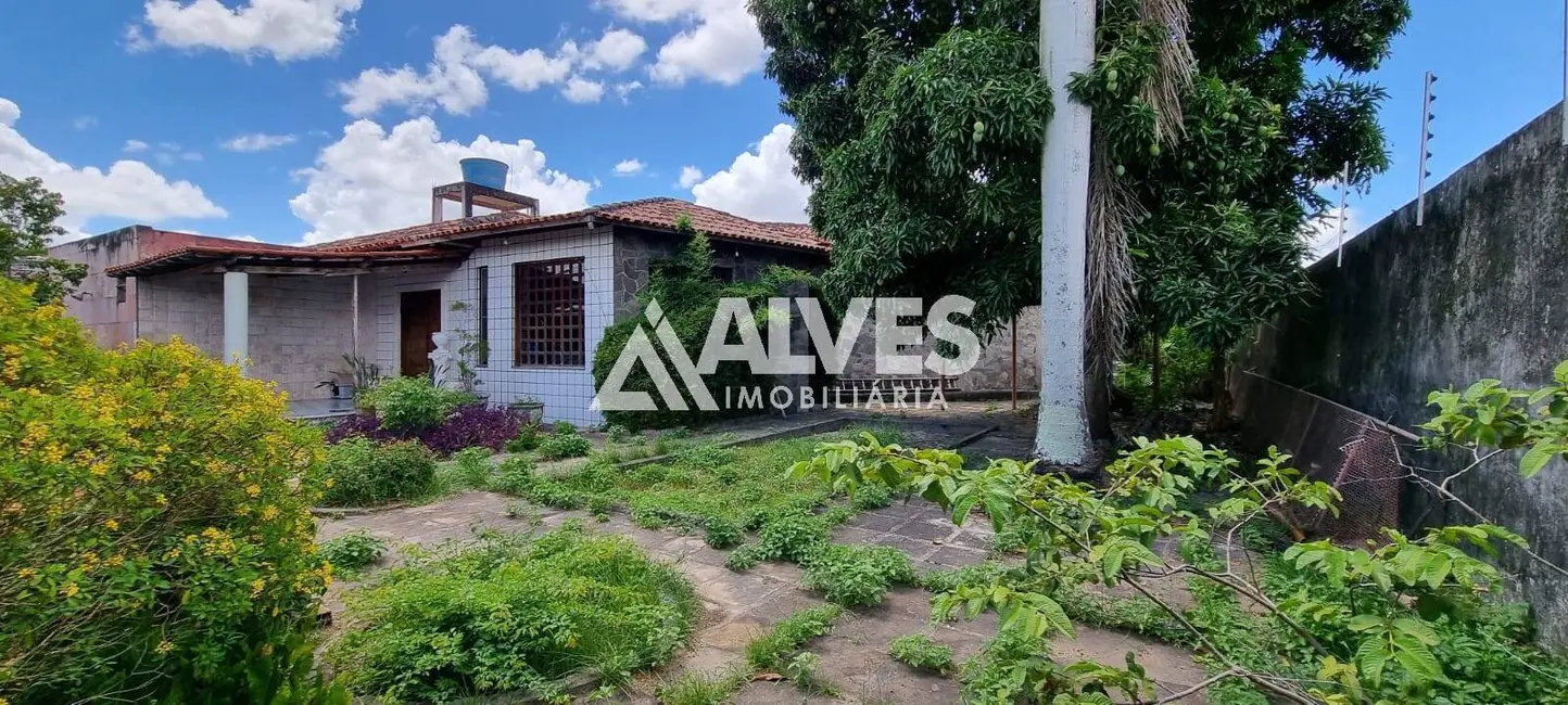 Foto 3 de Casa com 4 quartos à venda, 200m2 em Muchila, Feira De Santana - BA
