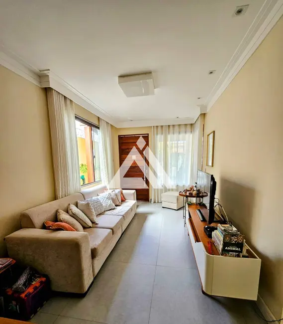 Foto 8 de Casa de Condomínio com 3 quartos à venda, 189m2 em Feira De Santana - BA