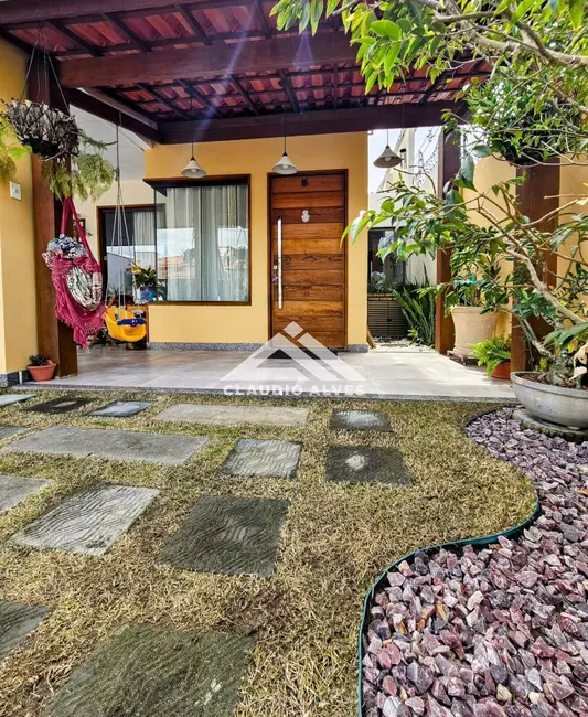 Foto 1 de Casa de Condomínio com 3 quartos à venda, 189m2 em Feira De Santana - BA