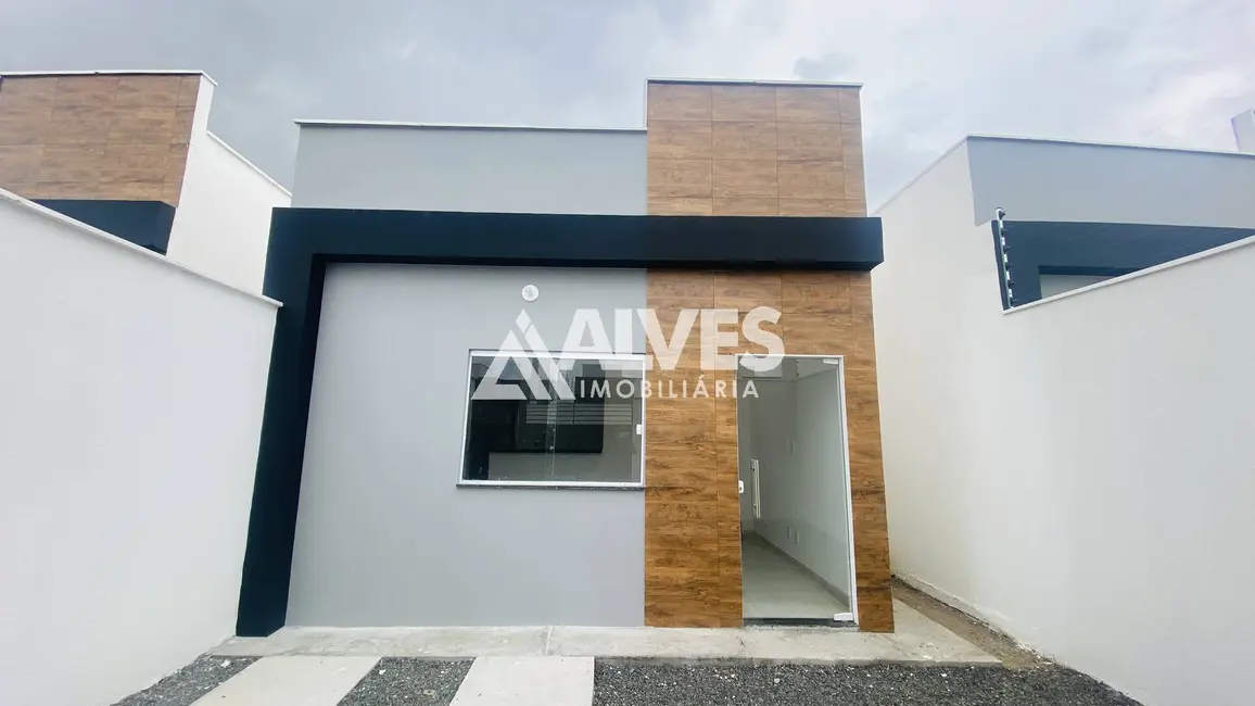 Foto 2 de Casa com 2 quartos à venda, 65m2 em Feira De Santana - BA