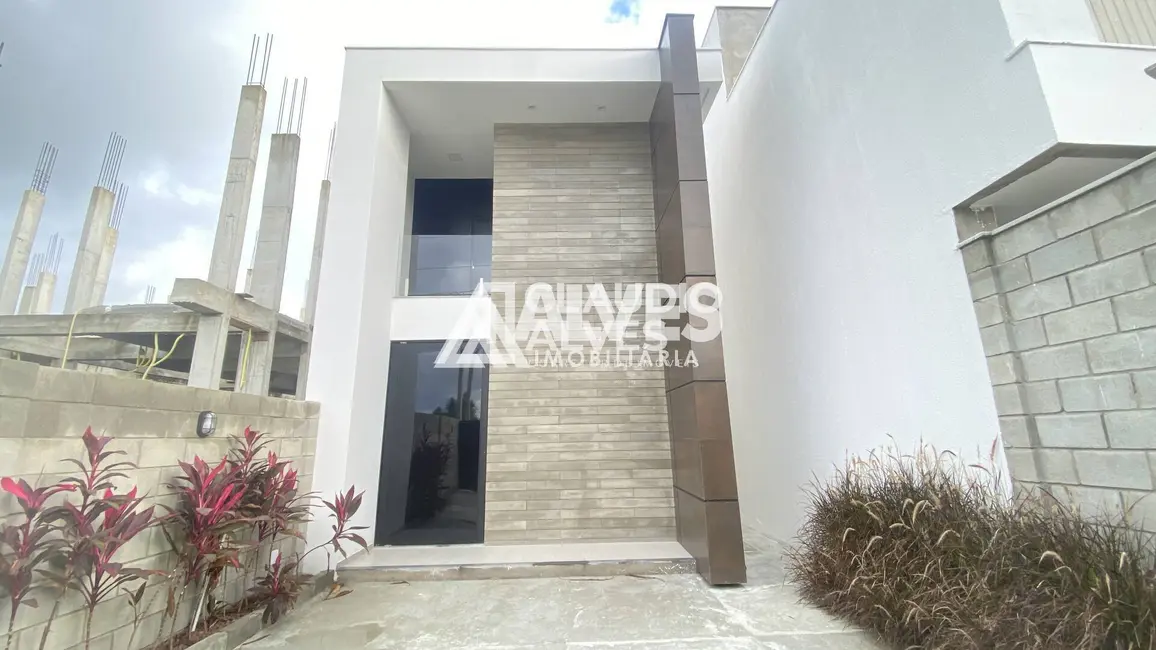 Foto 2 de Casa com 3 quartos à venda, 145m2 em Sim, Feira De Santana - BA