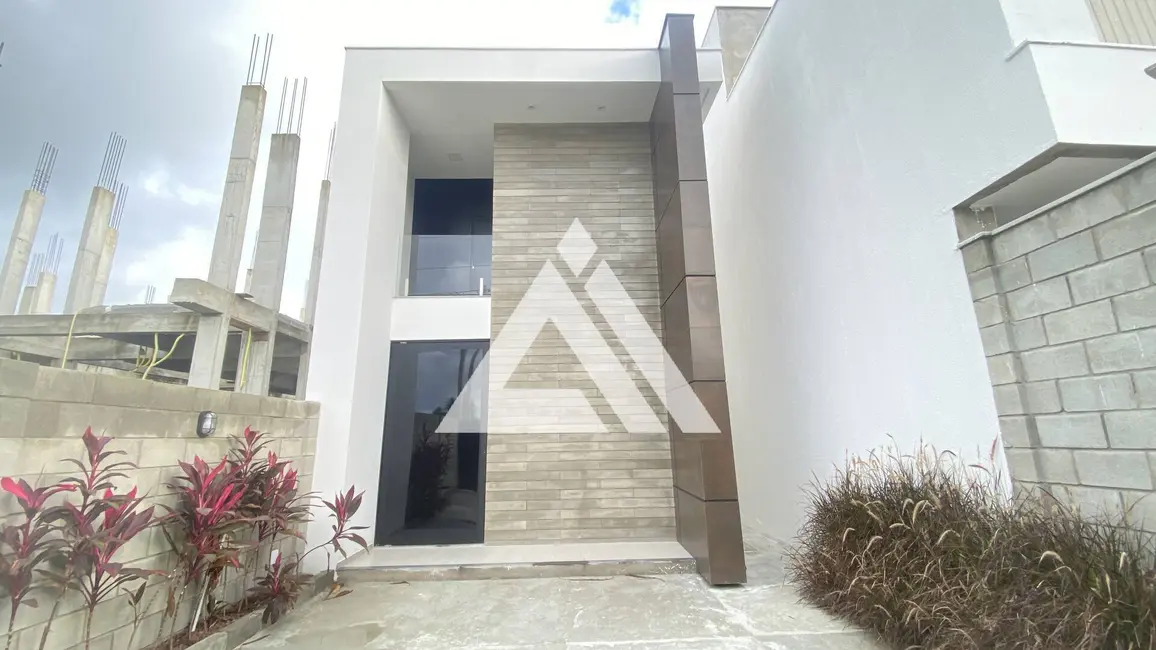 Casa com 3 quartos à venda, 145m2 em Feira De Santana - BA - imagem 1 Foto 1 de Casa com 3 quartos à venda, 145m2 em Feira De Santana - BA