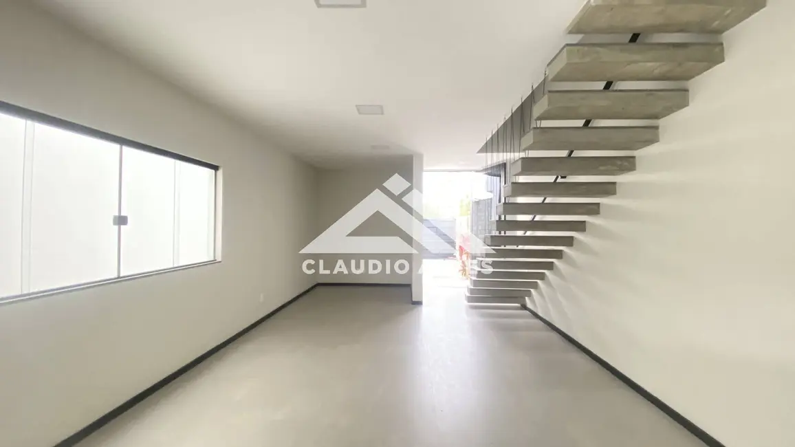 Foto 6 de Casa com 3 quartos à venda, 145m2 em Feira De Santana - BA