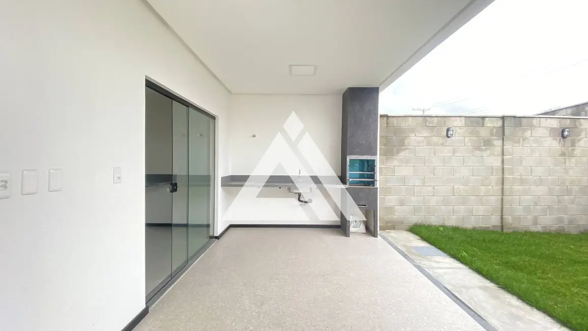 Casa com 3 quartos à venda, 145m2 em Feira De Santana - BA - imagem 4 Foto 4 de Casa com 3 quartos à venda, 145m2 em Feira De Santana - BA
