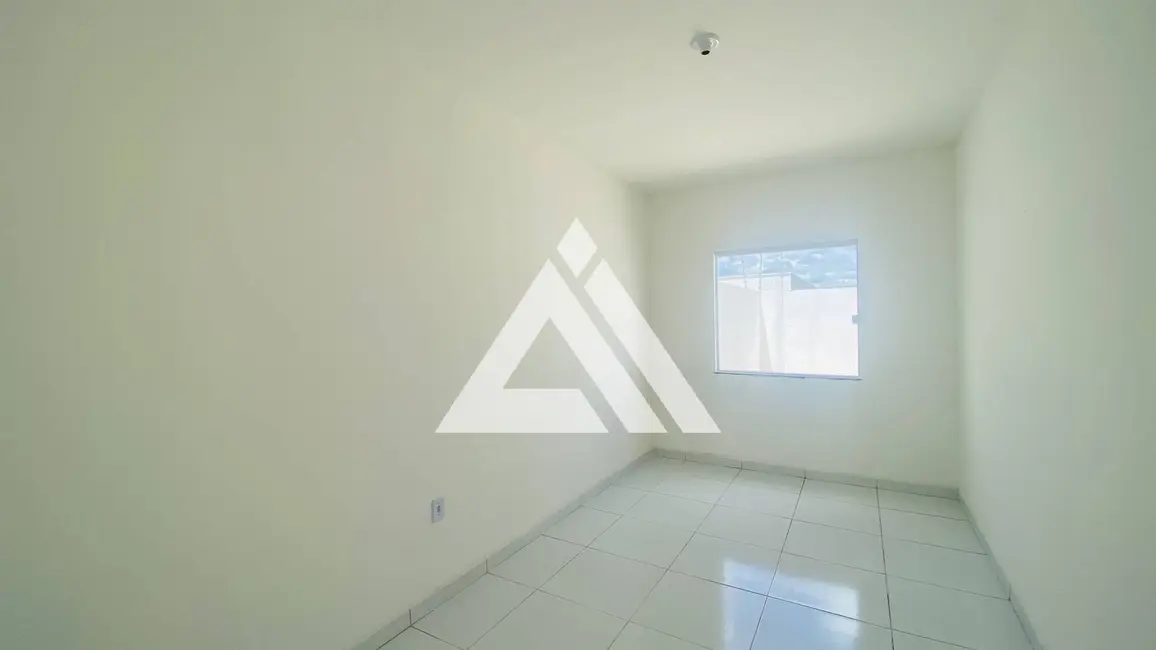 Foto 4 de Casa com 2 quartos à venda, 59m2 em Feira De Santana - BA