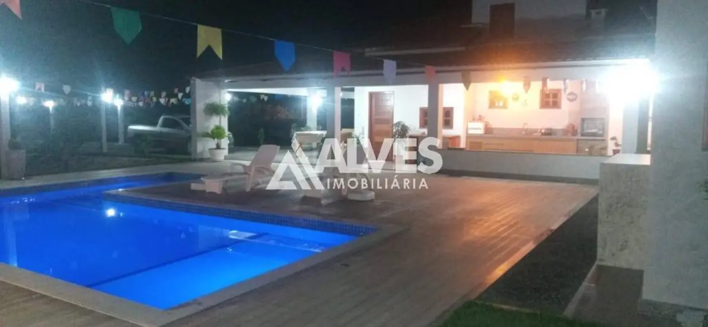 Chácara com 3 quartos à venda, 218m2 em Feira De Santana - BA - imagem 5 Foto 5 de Chácara com 3 quartos à venda, 218m2 em Feira De Santana - BA