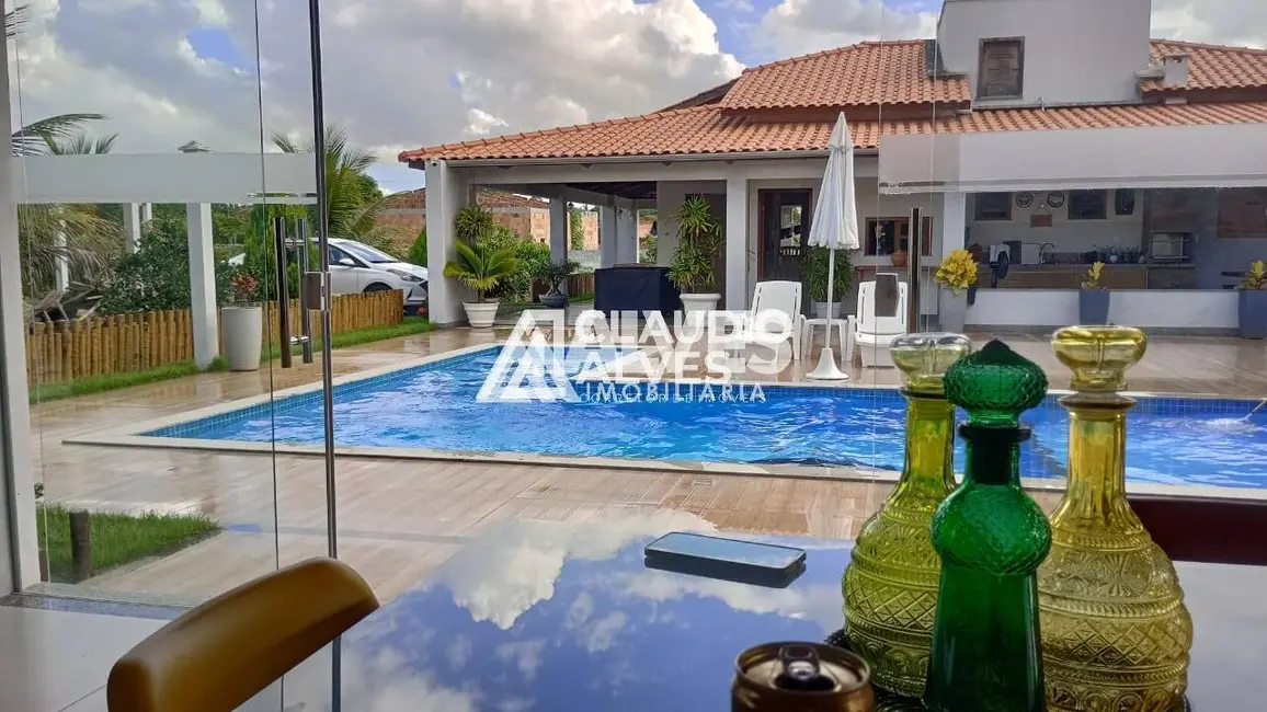 Chácara com 3 quartos à venda, 218m2 em Feira De Santana - BA - imagem 1 Foto 1 de Chácara com 3 quartos à venda, 218m2 em Feira De Santana - BA