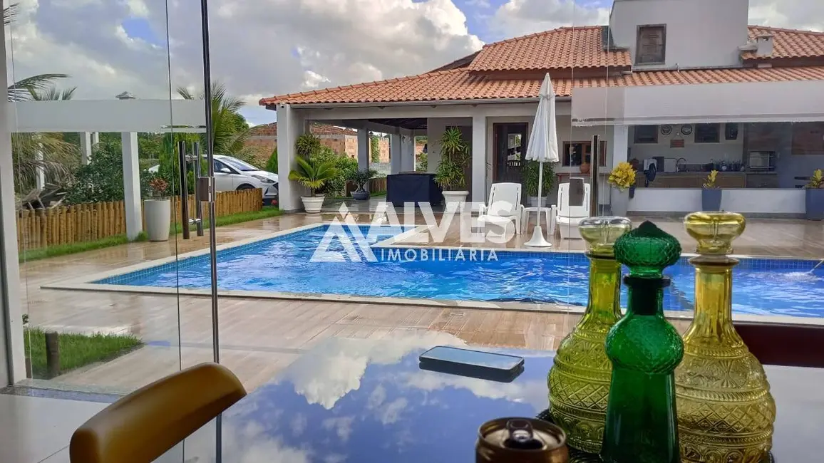 Chácara com 3 quartos à venda, 218m2 em Feira De Santana - BA - imagem 2 Foto 2 de Chácara com 3 quartos à venda, 218m2 em Feira De Santana - BA