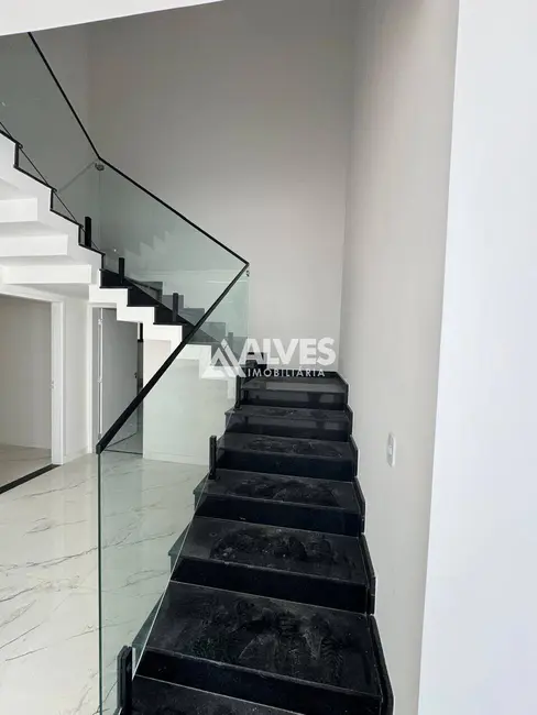 Casa de Condomínio com 5 quartos para alugar, 200m2 em Nova Esperança, Feira De Santana - BA - imagem 9 Foto 9 de Casa de Condomínio com 5 quartos para alugar, 200m2 em Nova Esperança, Feira De Santana - BA