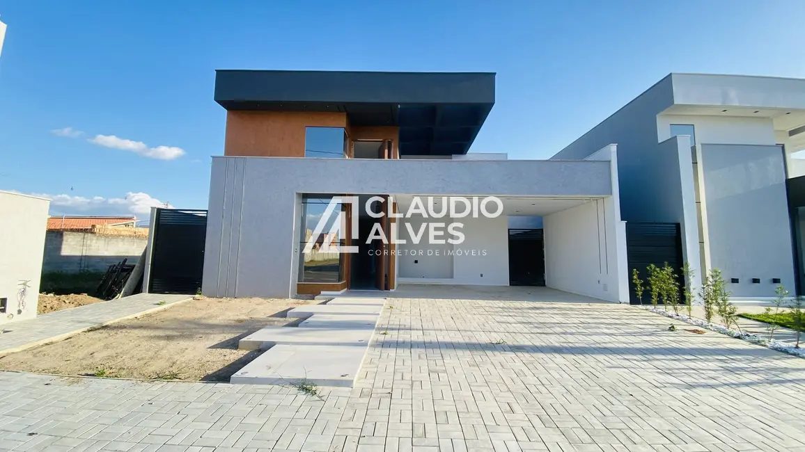 Foto 1 de Casa de Condomínio com 3 quartos à venda, 157m2 em Papagaio, Feira De Santana - BA