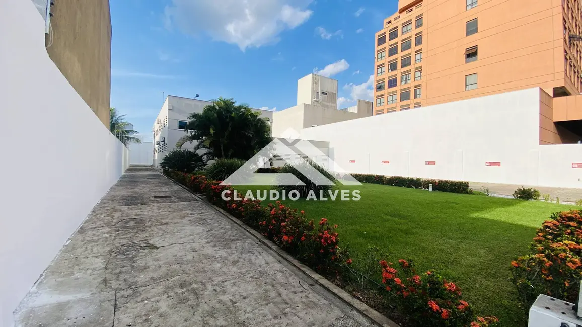 Foto 2 de Sala Comercial à venda, 670m2 em Feira De Santana - BA
