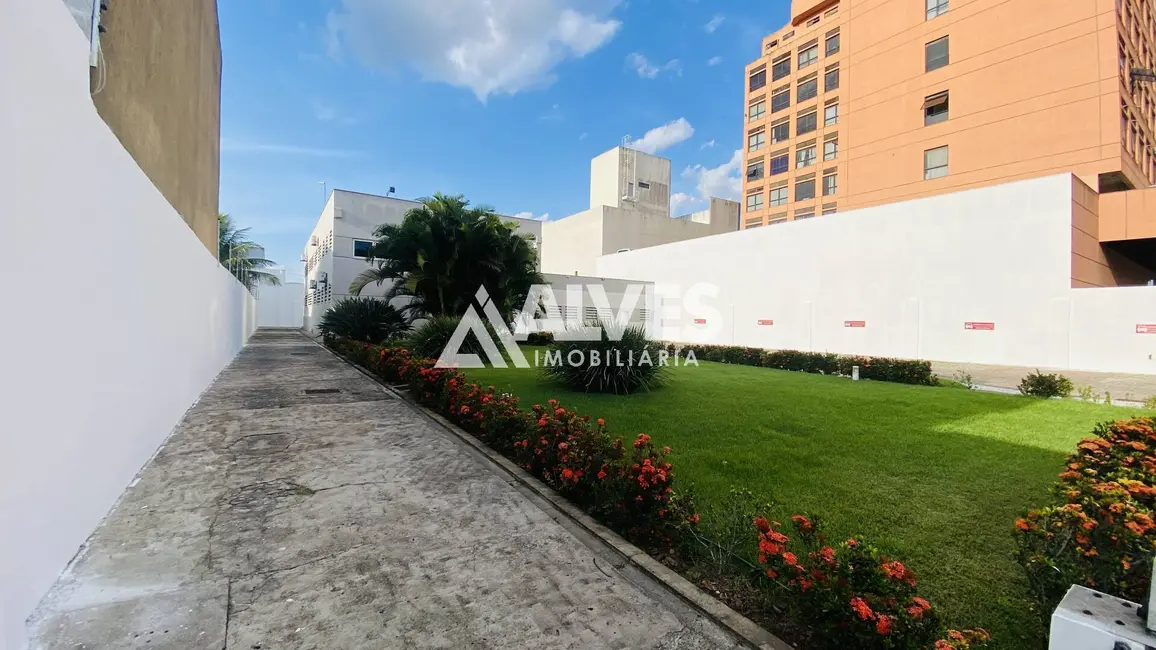 Foto 2 de Sala Comercial à venda, 670m2 em Centro, Feira De Santana - BA