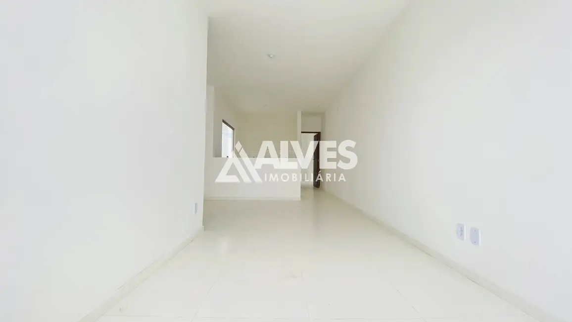 Foto 4 de Casa com 2 quartos à venda, 70m2 em Mangabeira, Feira De Santana - BA