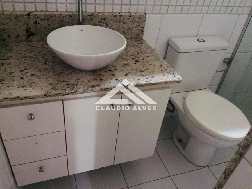 Foto 8 de Casa com 3 quartos à venda, 300m2 em Feira De Santana - BA