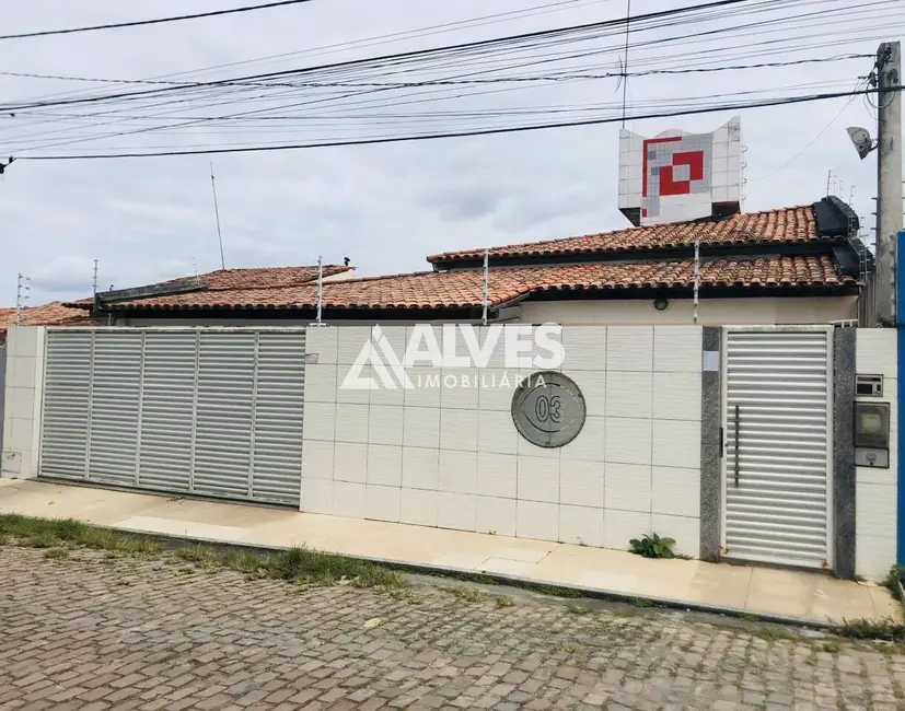 Foto 2 de Casa com 3 quartos à venda, 300m2 em Feira De Santana - BA