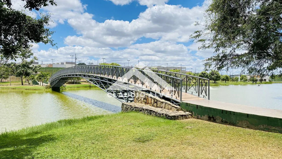 Foto 1 de Terreno / Lote à venda, 720m2 em Feira De Santana - BA