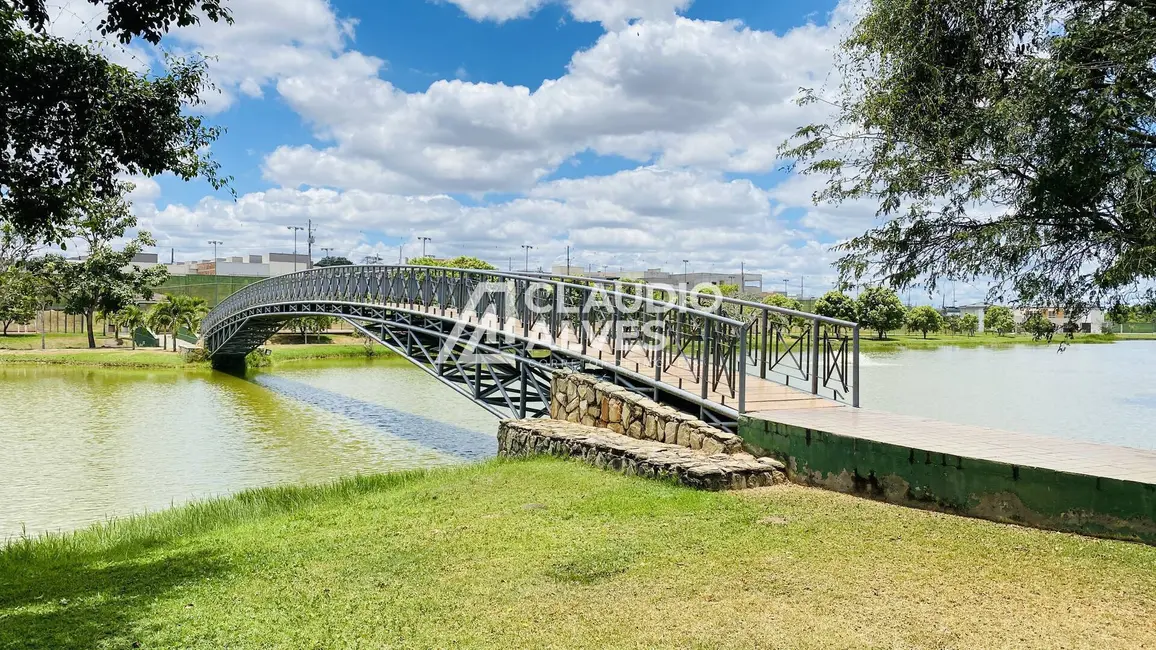 Foto 1 de Terreno / Lote à venda, 720m2 em Papagaio, Feira De Santana - BA