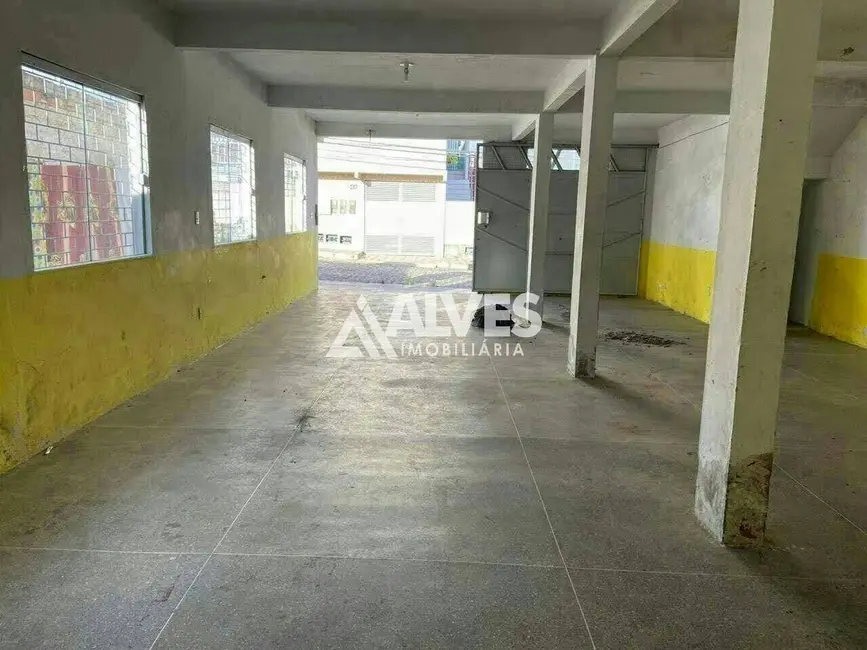 Foto 2 de Sala Comercial à venda, 250m2 em Muchila, Feira De Santana - BA