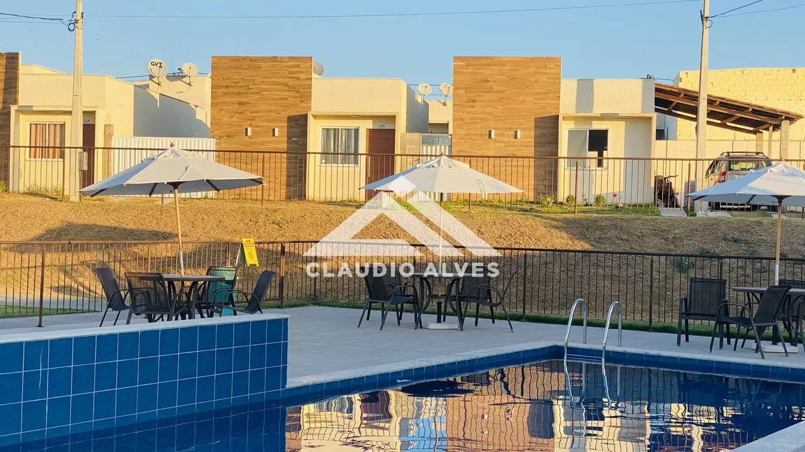 Foto 2 de Casa de Condomínio com 2 quartos à venda, 63m2 em Feira De Santana - BA