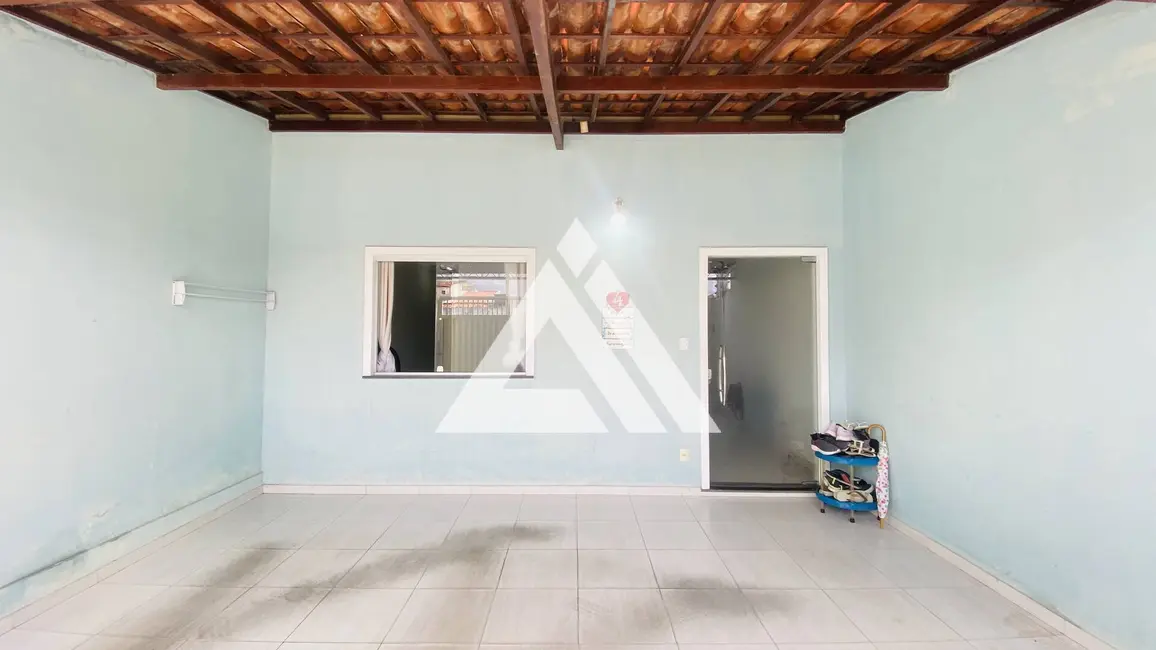 Foto 3 de Casa com 2 quartos à venda, 79m2 em Feira De Santana - BA