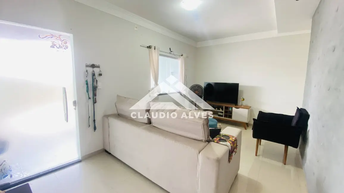 Foto 2 de Casa com 2 quartos à venda, 79m2 em Feira De Santana - BA