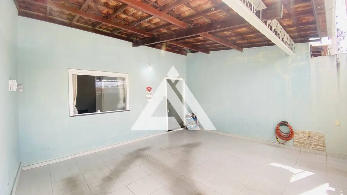 Foto 1 de Casa com 2 quartos à venda, 79m2 em Feira De Santana - BA
