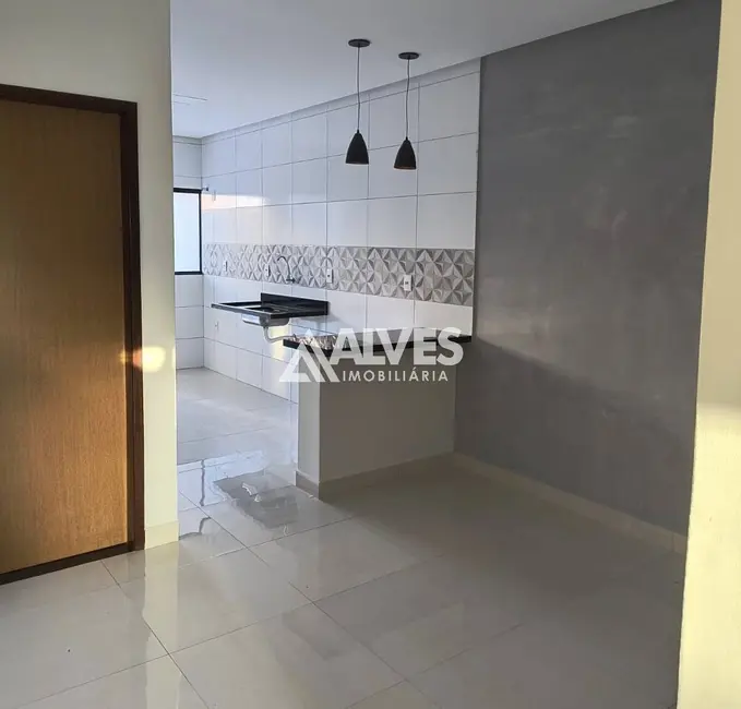 Foto 2 de Casa com 2 quartos à venda, 75m2 em Mangabeira, Feira De Santana - BA