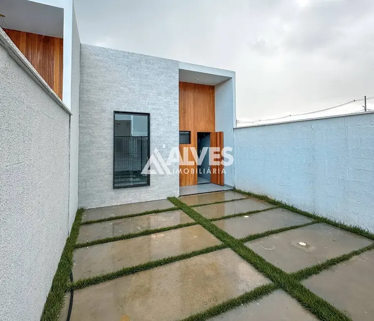 Foto 1 de Casa com 3 quartos à venda, 85m2 em Mangabeira, Feira De Santana - BA