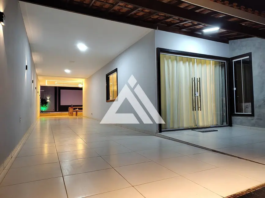 Foto 2 de Casa com 2 quartos à venda, 150m2 em Feira De Santana - BA