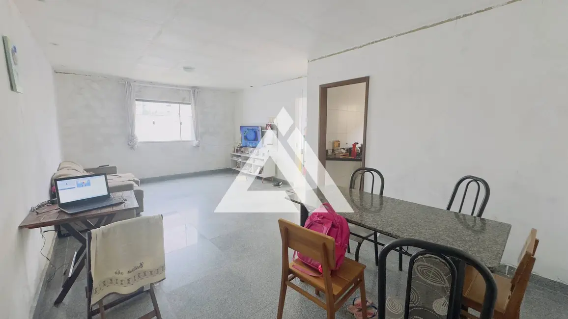 Foto 4 de Casa com 3 quartos à venda, 90m2 em Feira De Santana - BA