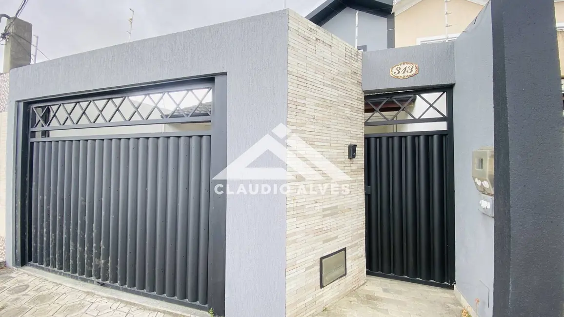 Foto 1 de Casa com 3 quartos à venda, 150m2 em Feira De Santana - BA