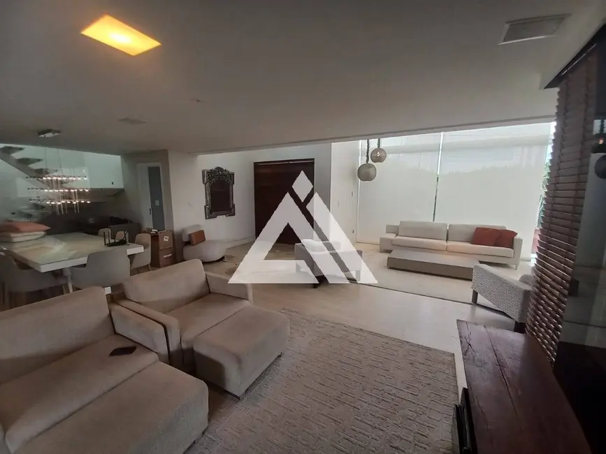 Foto 8 de Casa de Condomínio com 4 quartos à venda, 550m2 em Feira De Santana - BA