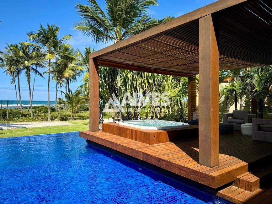 Foto 1 de Casa de Condomínio com 8 quartos à venda, 700m2 em Camacari - BA