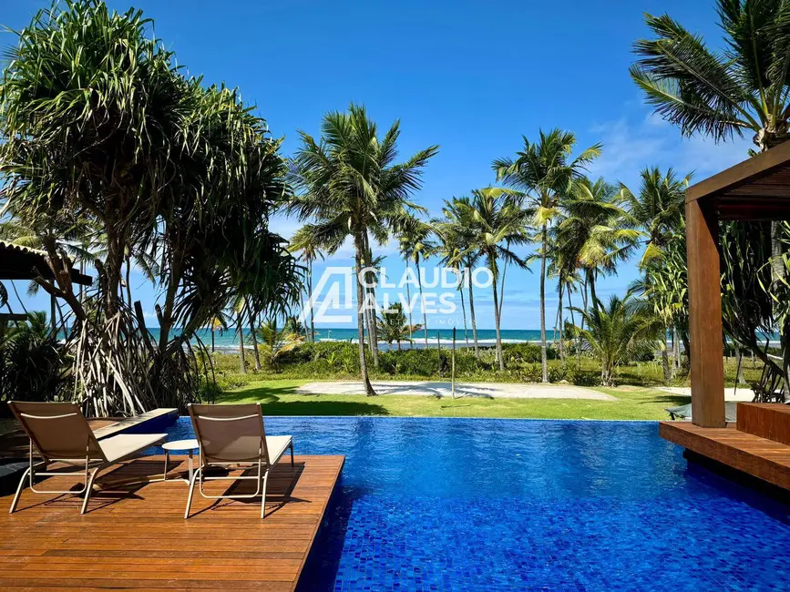 Foto 1 de Casa de Condomínio com 8 quartos à venda, 700m2 em Camacari - BA