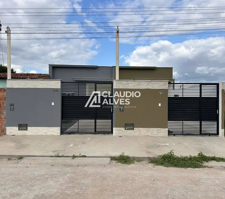 Foto 1 de Casa com 2 quartos à venda, 62m2 em Asa Branca, Feira De Santana - BA