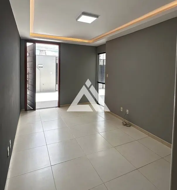 Foto 3 de Casa com 2 quartos à venda, 100m2 em Feira De Santana - BA