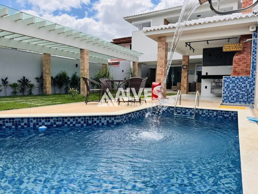Foto 2 de Casa com 4 quartos à venda, 300m2 em Parque Ipê, Feira De Santana - BA