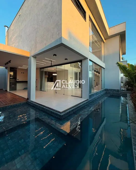 Foto 2 de Casa de Condomínio com 5 quartos à venda, 242m2 em Papagaio, Feira De Santana - BA